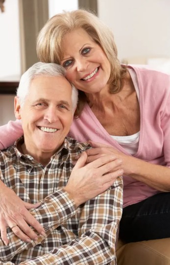 Older Couple Looking For A Reverse Mortgage Quote